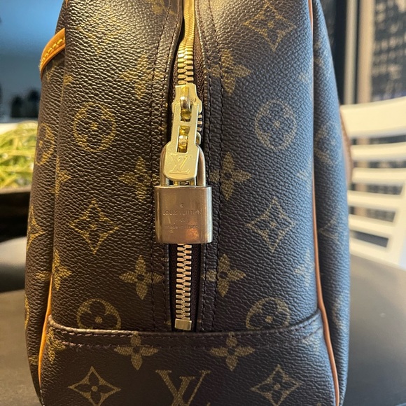 👜 Louis Vuitton Monogram Deauville Bag 👜 - Picture 5 of 11